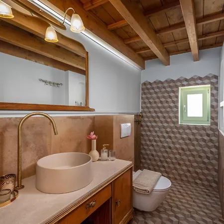 Feriehus Siliguri Traditional House