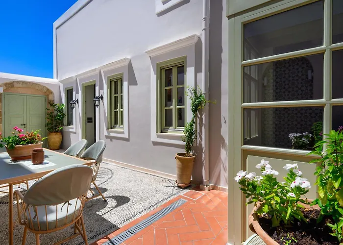 Дом отдыха Siliguri Traditional House *